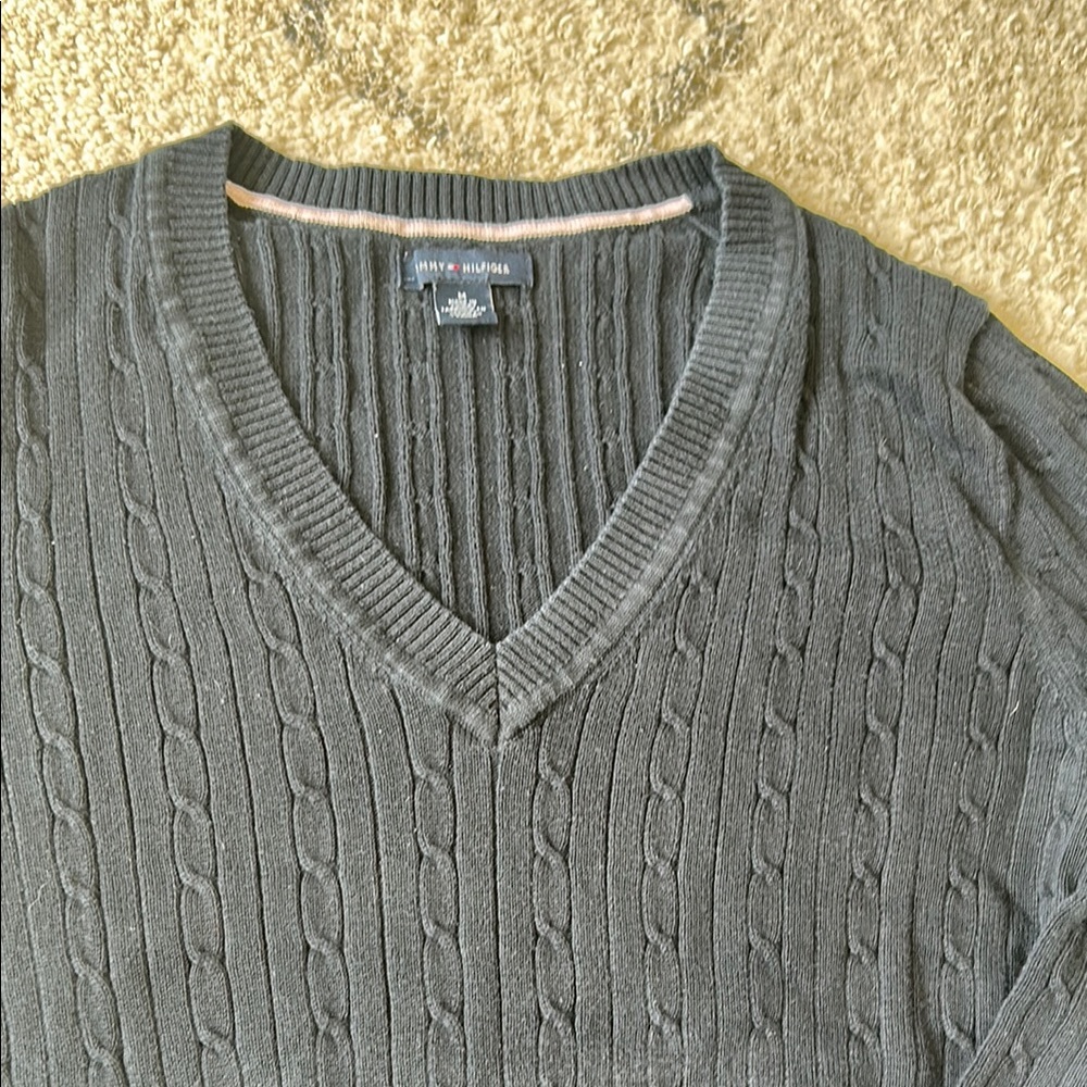 Tommy Hilfiger Gray V-Neck Sweater with Cable Knit